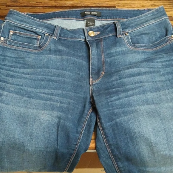 White House Black Market Jeans - Picture 5 of 6